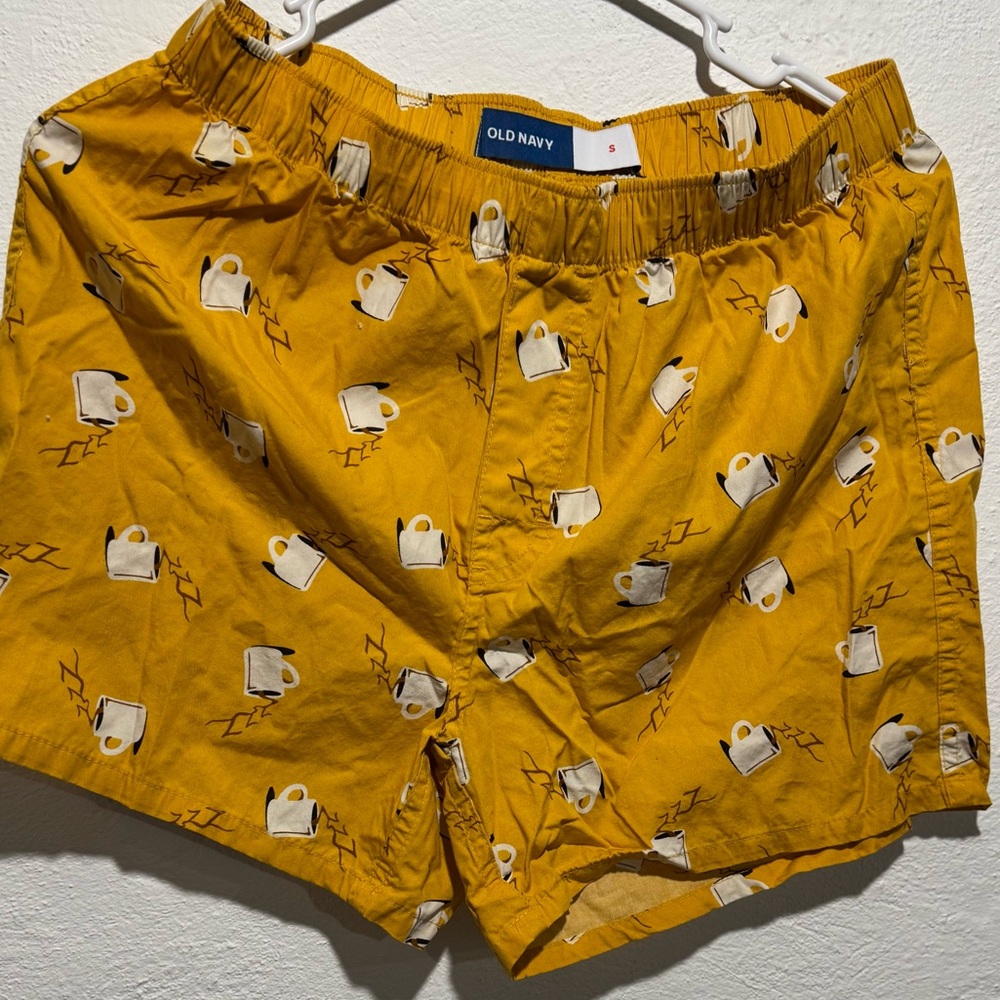 Old Navy Men's Yellow Coffee Print Shorts
